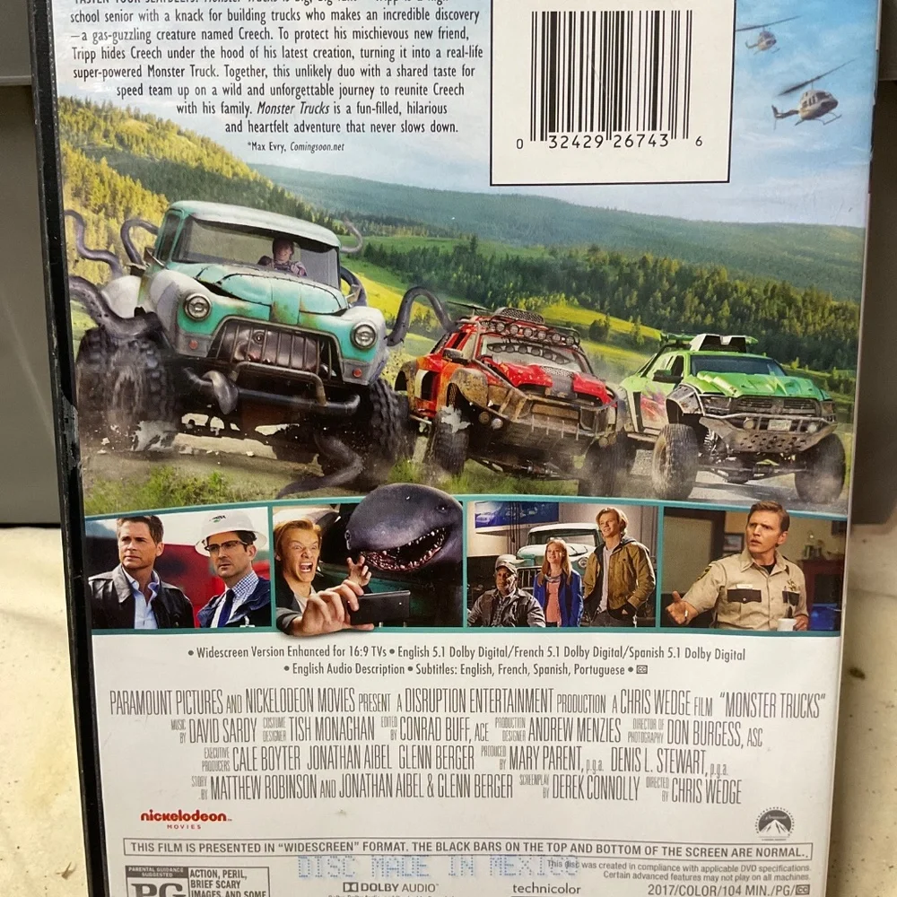 DVD - Monster Trucks.  V192